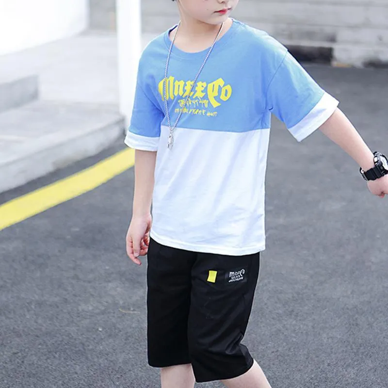 2-piece Color-block Letter Pattern T-shirt & Shorts for Boy