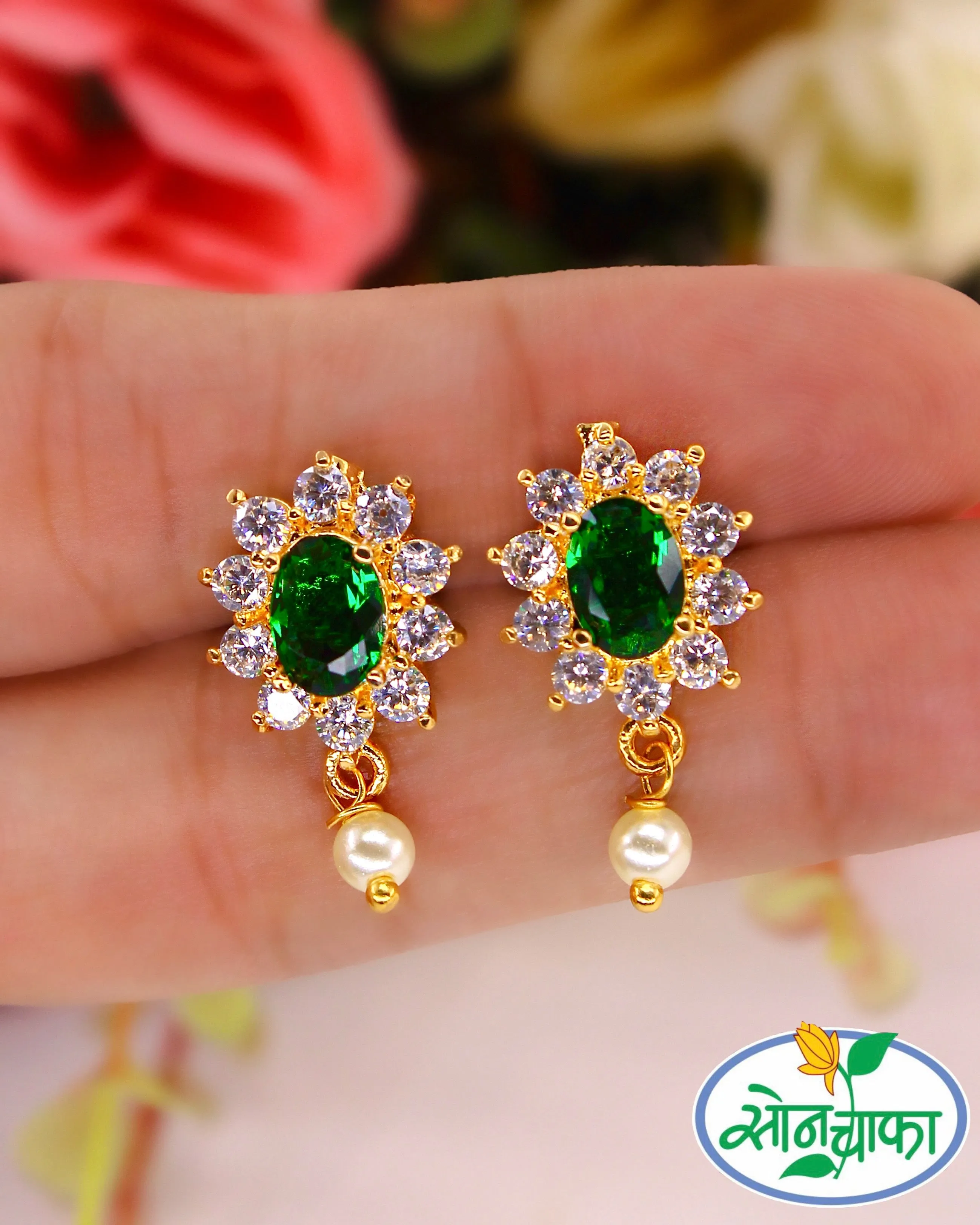 CLASSIC CHARMING DIAMOND EARRINGS