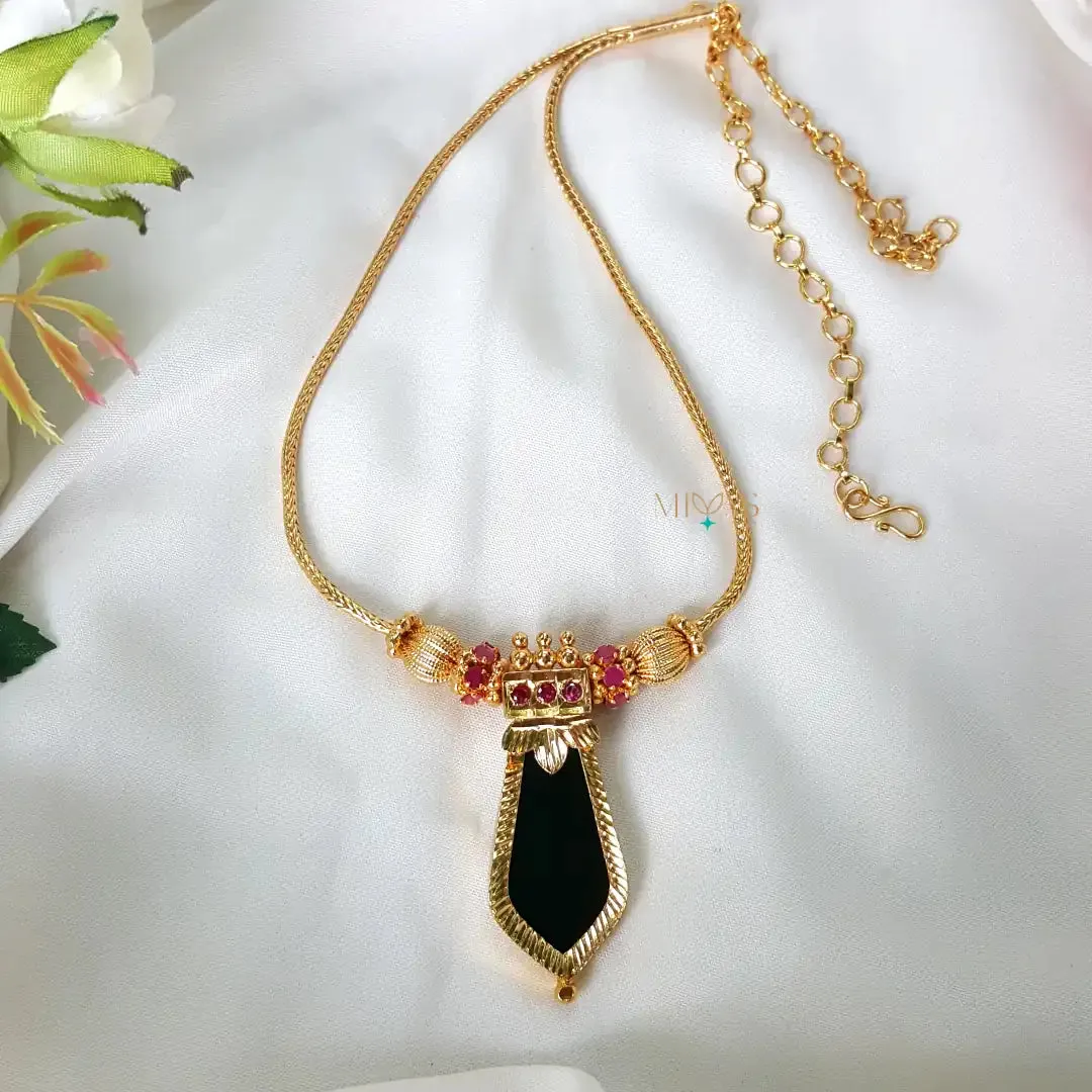 Elegant Nagapadam Necklace