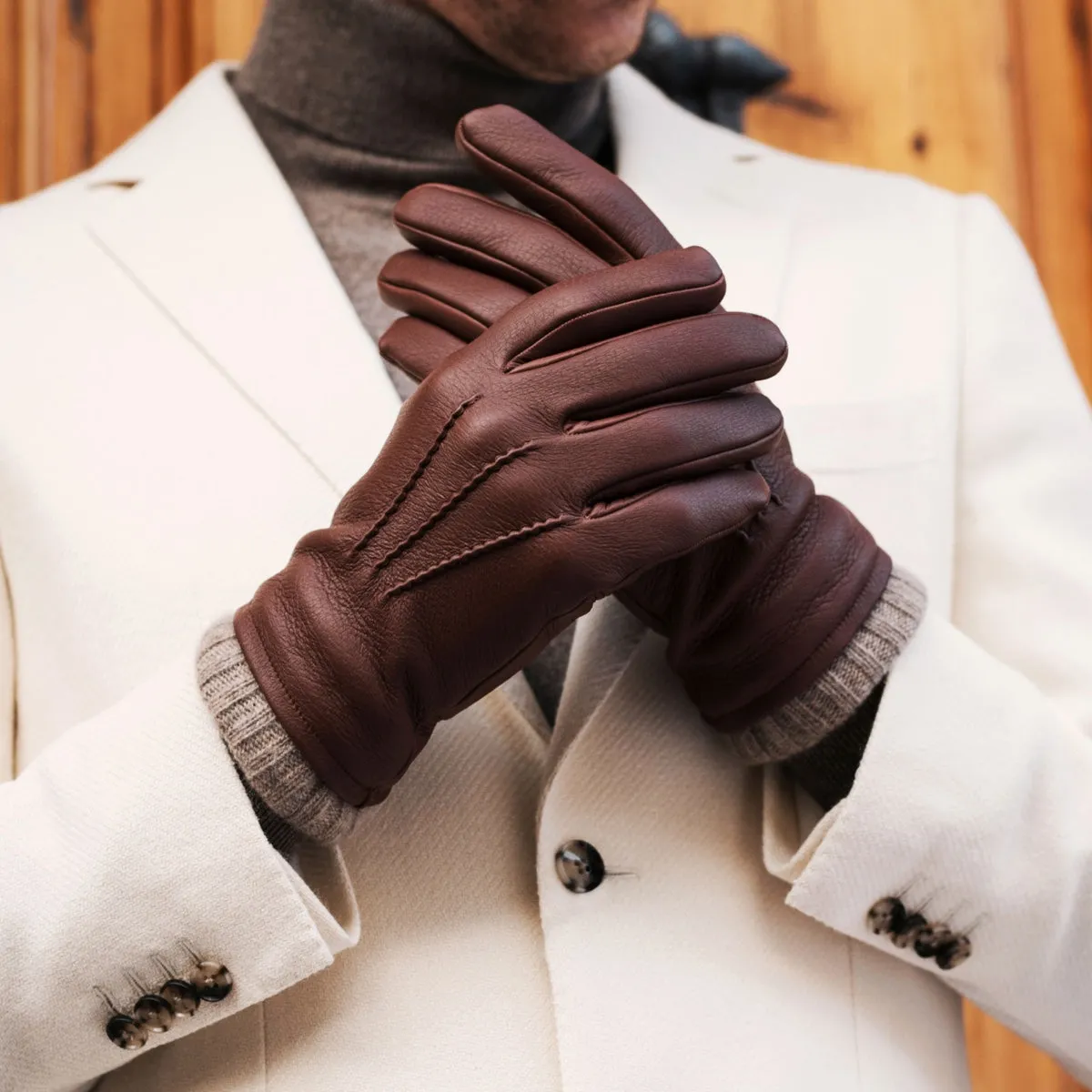 Lorenzo (brown) - Italian gloves made of American deerskin leather with cashmere lining