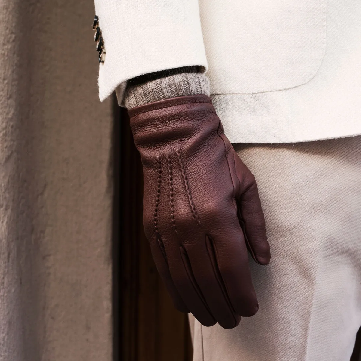 Lorenzo (brown) - Italian gloves made of American deerskin leather with cashmere lining