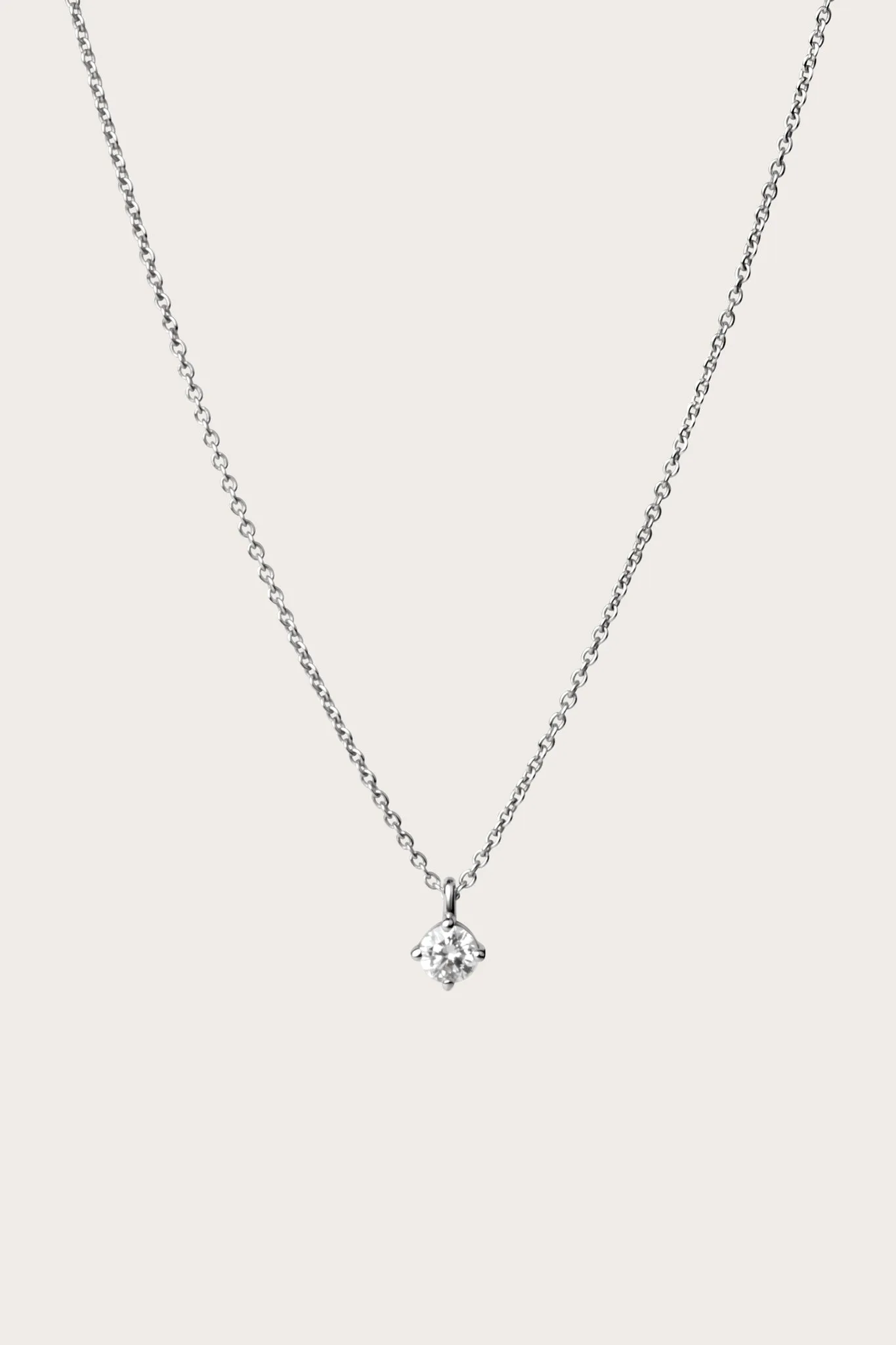 Round Diamond Pendant Necklace